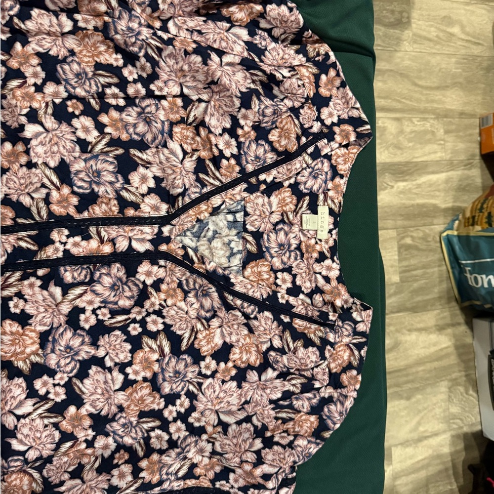 Hinge Floral Blouse - Navy and Pink
